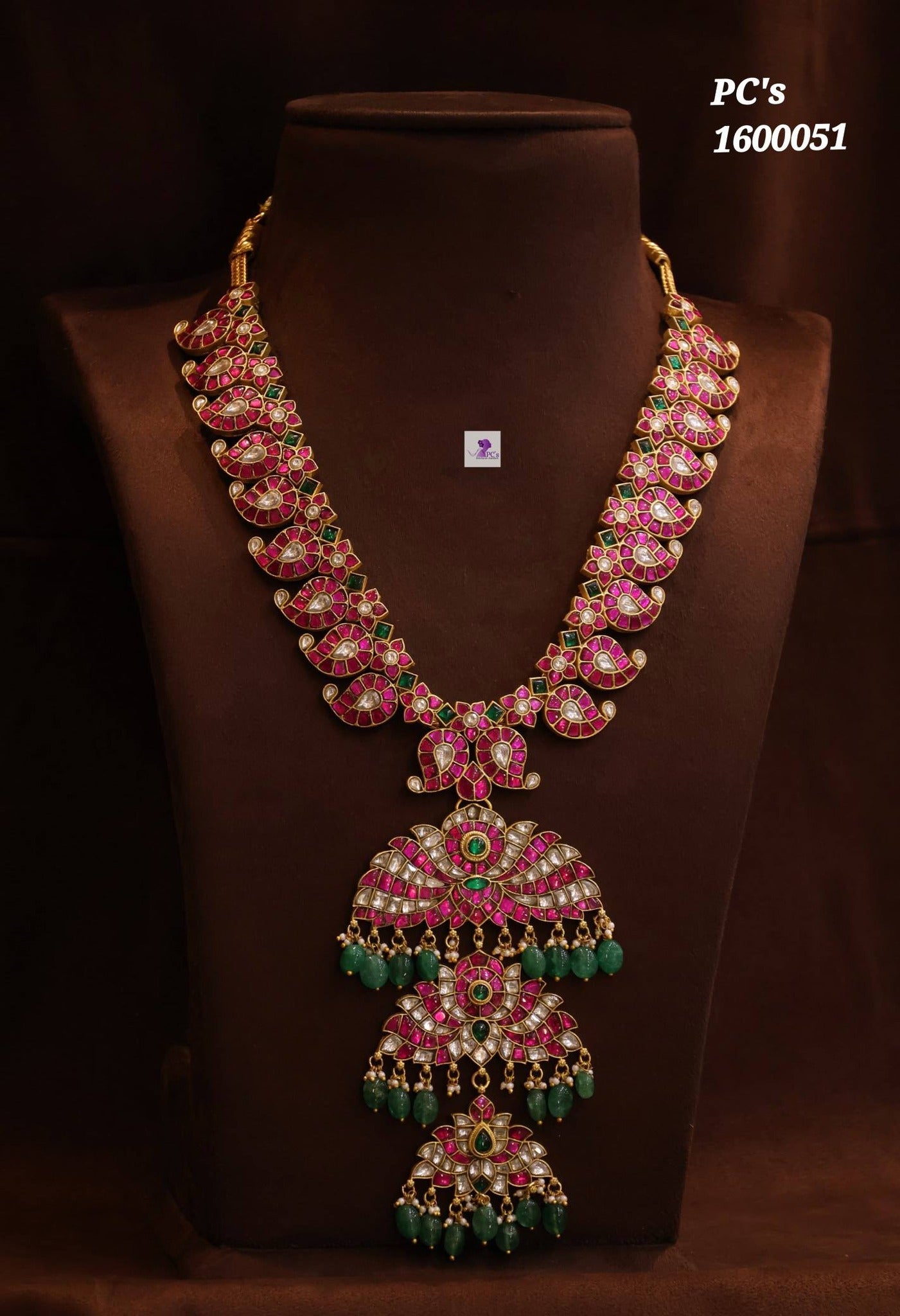 Antique Royal Beads Kemp Look Necklace Long