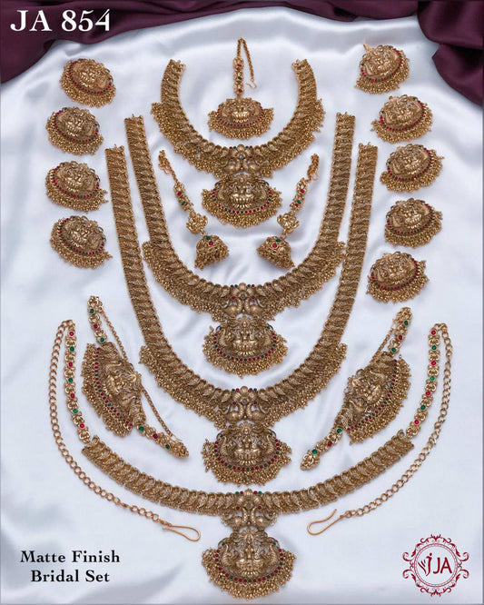 Gayathri Jewellery Combo With Accesories