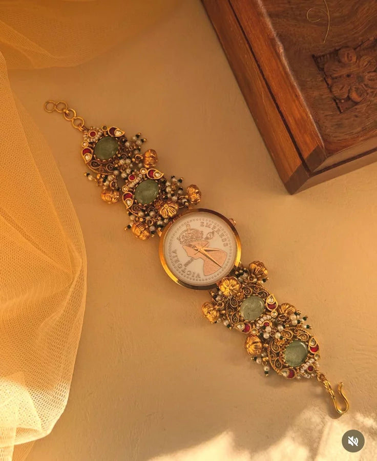 Buy 1 Srinivasa Necklace Get Watch Free